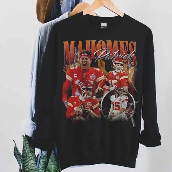 Patrick Mahomes Kansas City Football Sweatshirt Vintage NFL Fan Crewneck Gift 79 - Picture 1 of 5